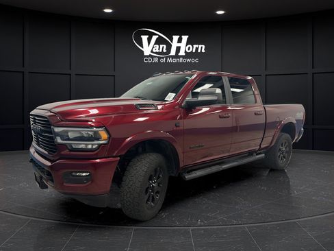 Used 2021 RAM 2500 Laramie w/ Night Edition AWD/4WD image 3