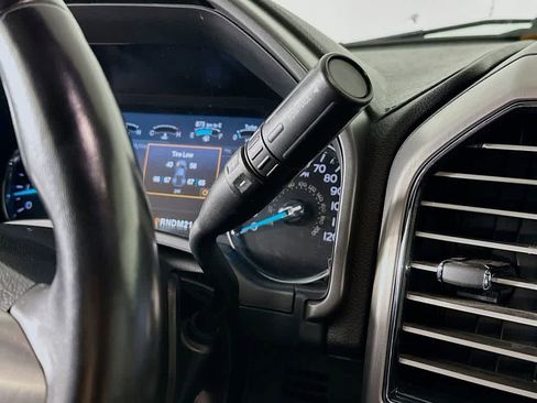 Certified 2018 Ford F350 Platinum w/ Platinum Ultimate Package image 19