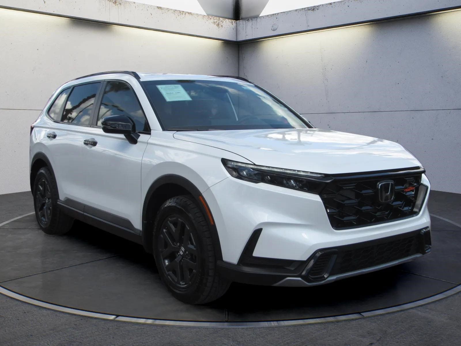 Certified 2026 Honda CR-V TrailSport image 2