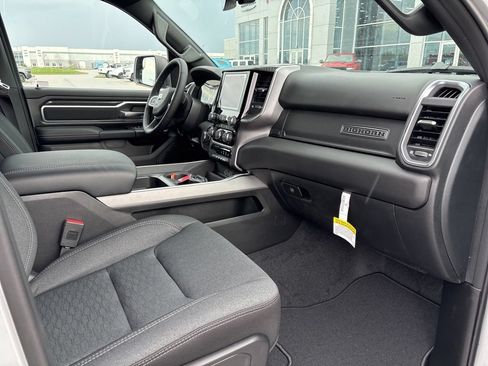 New 2026 RAM 1500 Big Horn AWD/4WD image 14