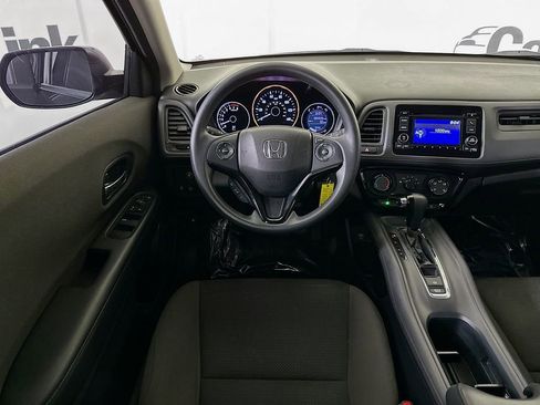 Used 2020 Honda HR-V LX image 24