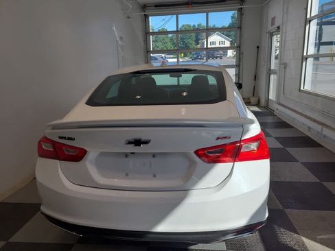 Used 2022 Chevrolet Malibu RS FWD image 4