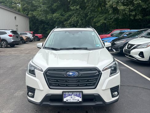 Used 2023 Subaru Forester Premium AWD/4WD image 2