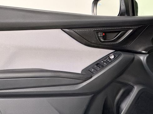 Used 2020 Subaru Crosstrek 2.0i Premium image 17