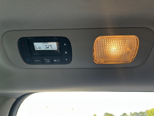 Used 2025 Honda Odyssey Touring image 5
