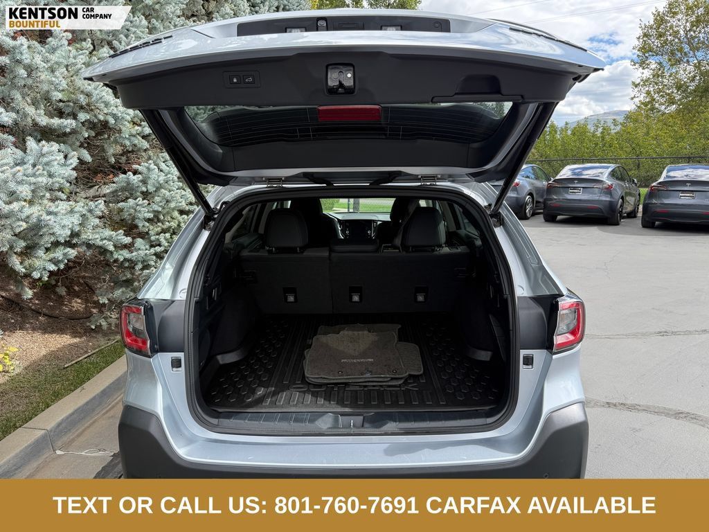 Used 2025 Subaru Outback Onyx Edition AWD/4WD image 30