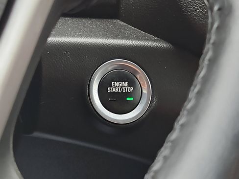 Used 2021 GMC Terrain SLE w/ Driver Convenience Package FWD image 22