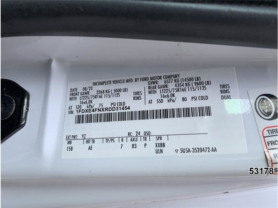 Used 2024 Ford E-450 and Econoline 450 Super Duty w/ Power Windows & Locks Group RWD image 17