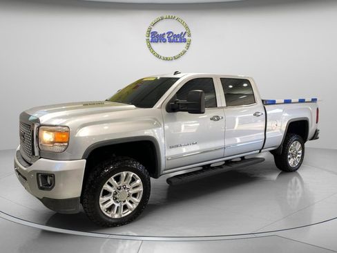Used 2015 GMC Sierra 2500 Denali w/ Duramax Plus Package AWD/4WD image 1