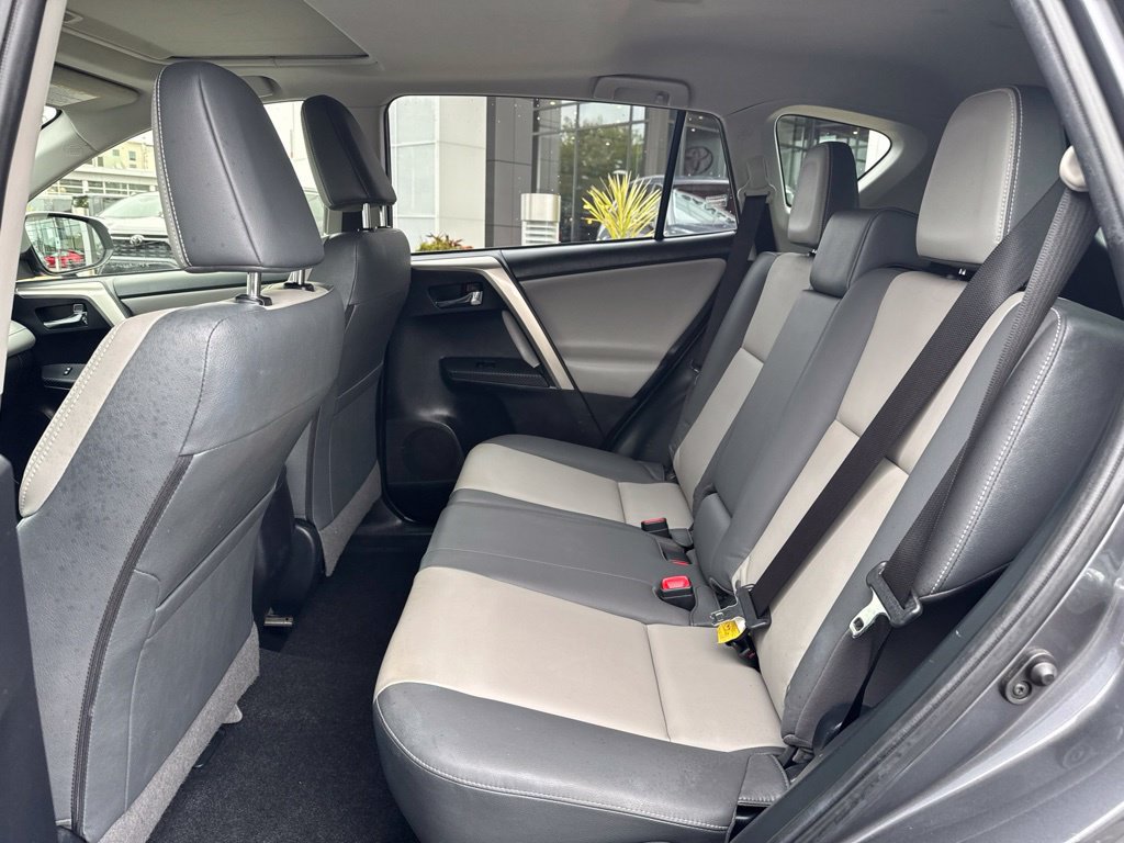 Used 2015 Toyota RAV4 Limited AWD/4WD image 14