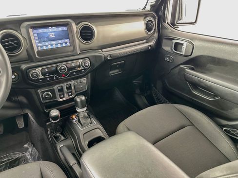 Used 2023 Jeep Wrangler Sport AWD/4WD image 21