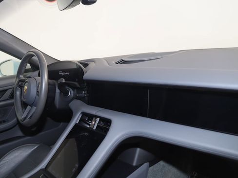 Used 2020 Porsche Taycan 4S image 52