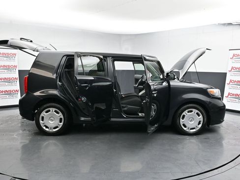 Used 2008 Scion xB image 45