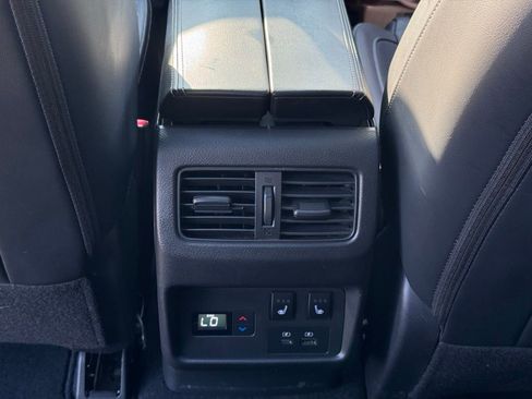 Certified 2023 Nissan Rogue Platinum w/ Platinum Premium Package image 27