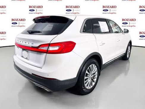 Used 2017 Lincoln MKX Select w/ Select Plus Package image 8