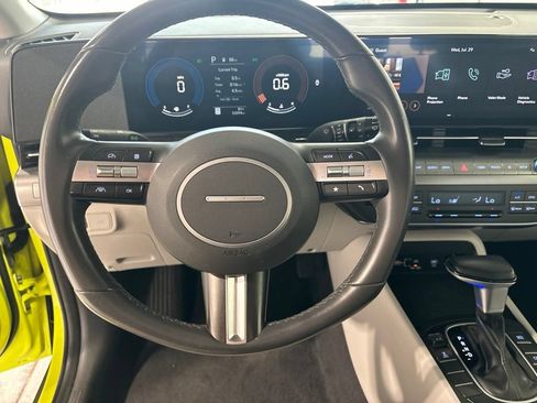 Used 2024 Hyundai Kona SEL AWD/4WD image 14