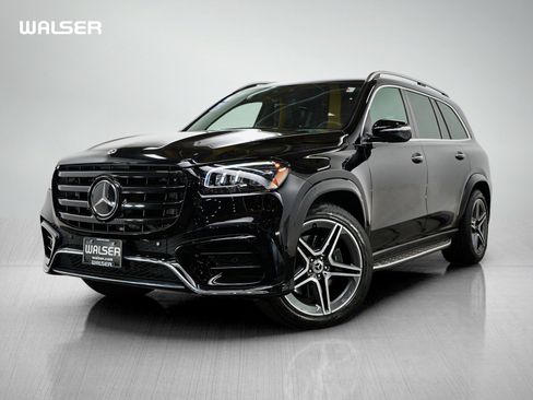 Used 2024 Mercedes-Benz GLS 450 4MATIC image 1