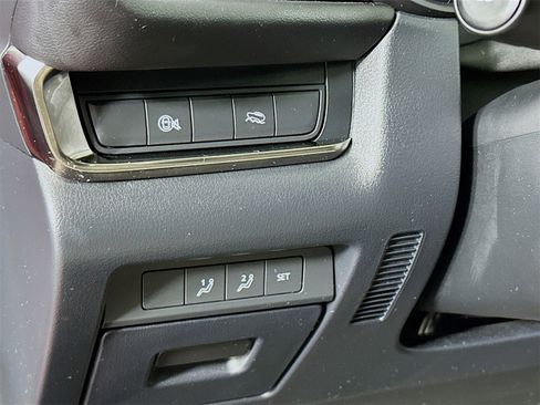 Certified 2025 MAZDA CX-30 AWD 2.5 S w/ Preferred Package image 10