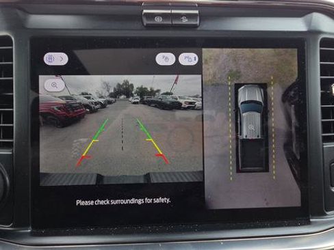 Used 2025 Ford F250 King Ranch w/ FX4 Off-Road Package image 40