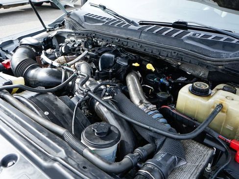 Used 2019 Ford F550 4x4 Crew Cab Super Duty image 13