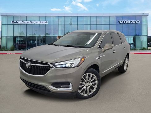 Used 2019 Buick Enclave Essence image 1