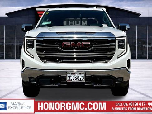 Used 2023 GMC Sierra 1500 SLT w/ SLT Premium Package AWD/4WD image 2