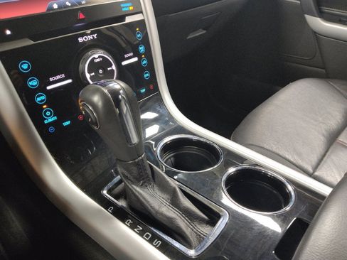 Used 2014 Ford Edge Limited AWD/4WD image 26