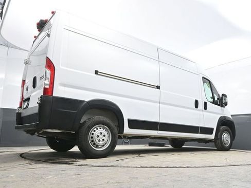 Used 2024 RAM ProMaster 2500 w/ Convenience Group image 35