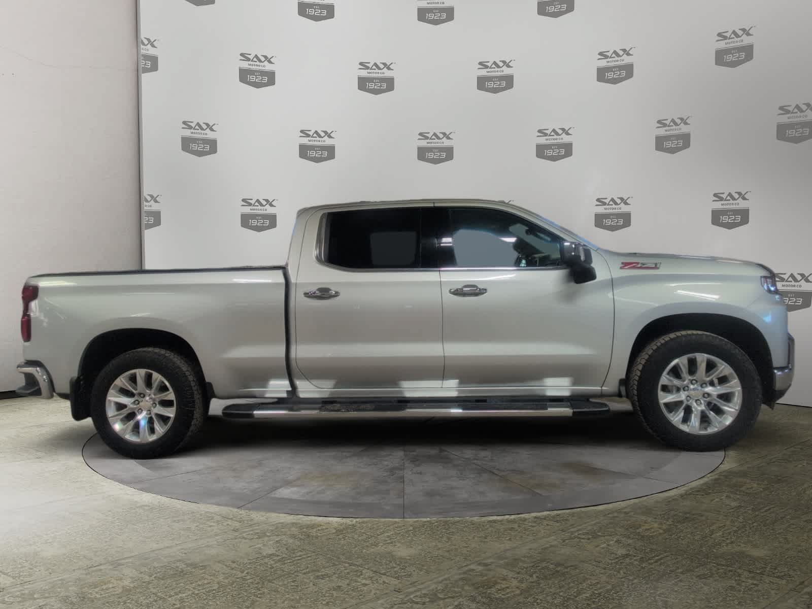 Used 2021 Chevrolet Silverado 1500 LTZ w/ LTZ Premium Package AWD/4WD image 6