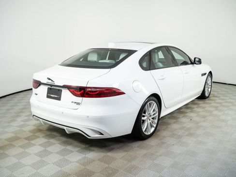 Used 2022 Jaguar XF R-Dynamic SE AWD/4WD image 28