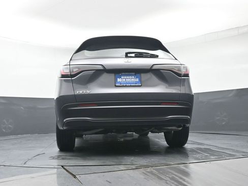 Certified 2023 Honda HR-V LX image 31