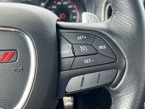 Used 2017 Dodge Charger R/T RWD image 21