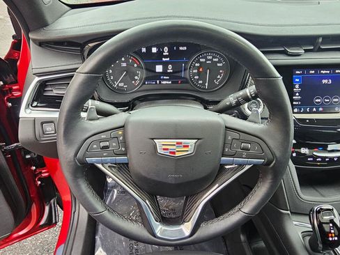 Certified 2024 Cadillac XT6 Sport w/ Technology Package image 30