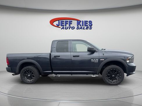 Used 2019 RAM 1500 Express AWD/4WD image 4