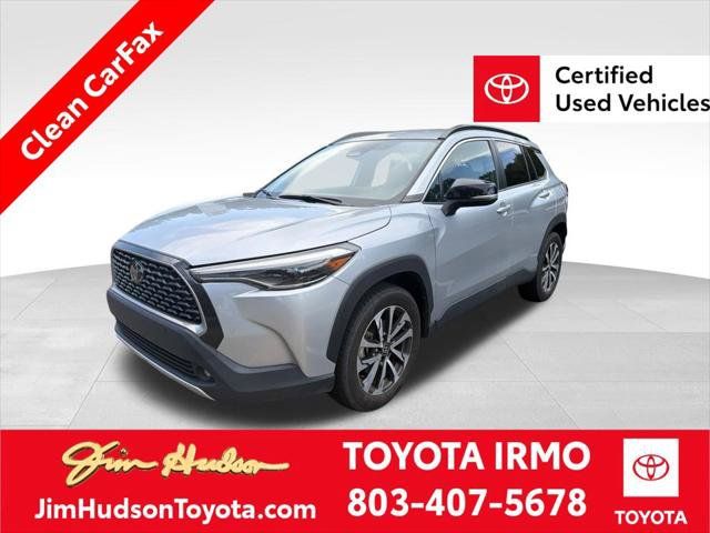 Certified 2025 Toyota Corolla Cross XLE FWD image 1