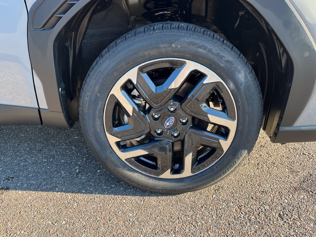 New 2026 Subaru Forester Touring AWD/4WD image 9