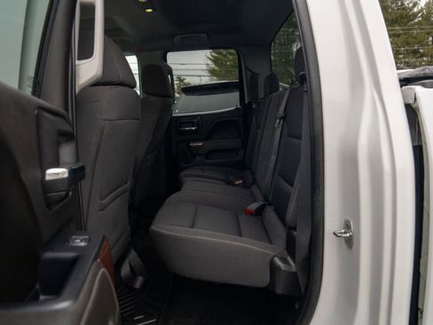 Used 2017 GMC Sierra 1500 SLE w/ SLE Value Package image 17