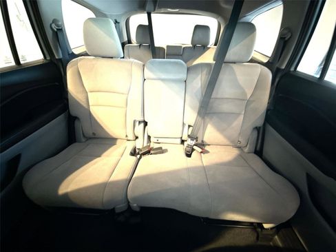 Used 2020 Honda Pilot EX image 23