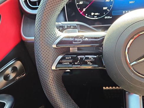 New 2026 Mercedes-Benz GLC 300 4MATIC image 21