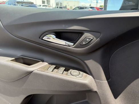 Certified 2024 Chevrolet Equinox LT FWD image 21