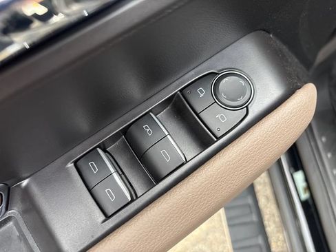 Used 2026 GMC Canyon Denali AWD/4WD image 23