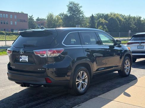 Used 2014 Toyota Highlander XLE AWD/4WD image 8