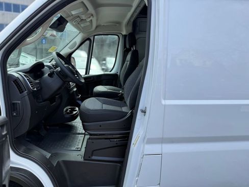 New 2026 RAM ProMaster 2500 w/ Quick Order Package 22G SLT FWD image 17