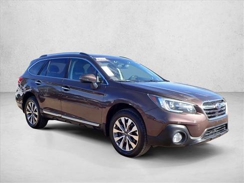 Used 2019 Subaru Outback 3.6R Touring image 6