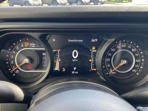 New 2026 Jeep Gladiator Sport AWD/4WD image 25