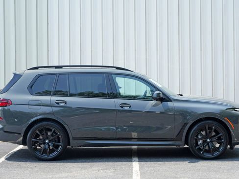 Used 2023 BMW X7 xDrive40i w/ M Sport Package AWD/4WD image 63