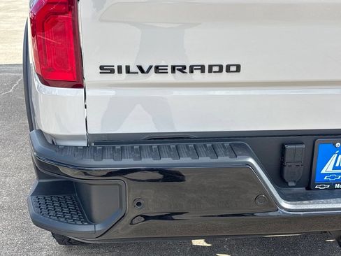 New 2026 Chevrolet Silverado 1500 ZR2 w/ LPO, Dark Essentials Package AWD/4WD image 14