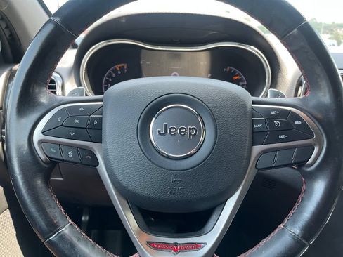 Used 2020 Jeep Grand Cherokee Trailhawk AWD/4WD image 45
