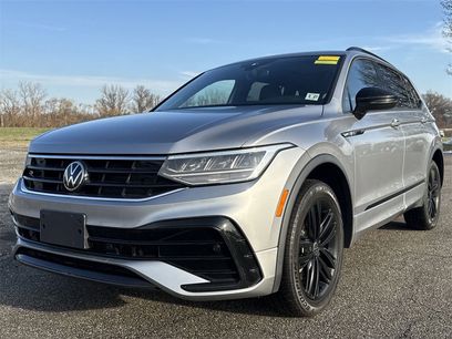 Used 2022 Volkswagen Tiguan SE R-Line