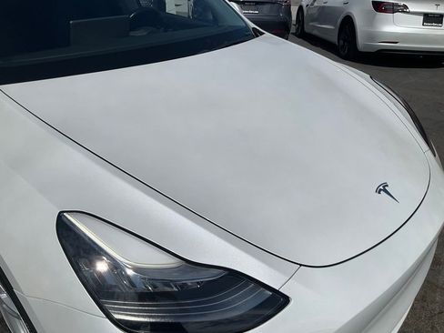 Used 2021 Tesla Model Y Long Range image 76